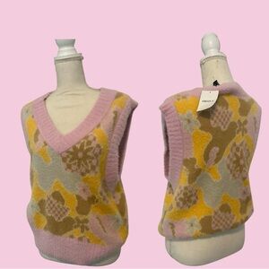 Forever 21 Pink and Yellow Floral V-Neck Sweater Vest